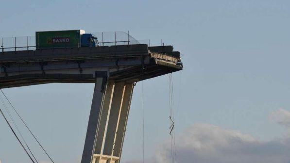 Crollo ponte Genova, il prefetto: corrosione elevata sul pilone 10