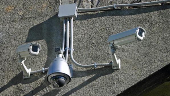 La Cassazione: "Un privato può installare telecamere sulla strada"