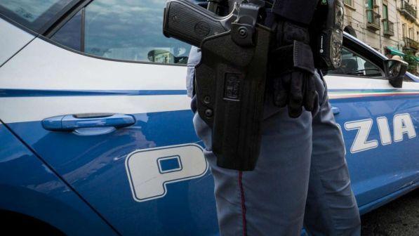 Varese, malviventi in fuga a bordo di un'auto: spari della polizia