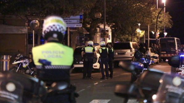 Spagna, "attentato a Barcellona e attacco a Cambrils collegati"