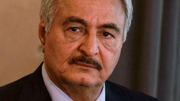 Libia, raid aerei delle forze di Haftar vicino a siti petroliferi