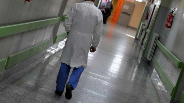 Gay, "l'omosessualità è contro natura": condannato medico a Torino