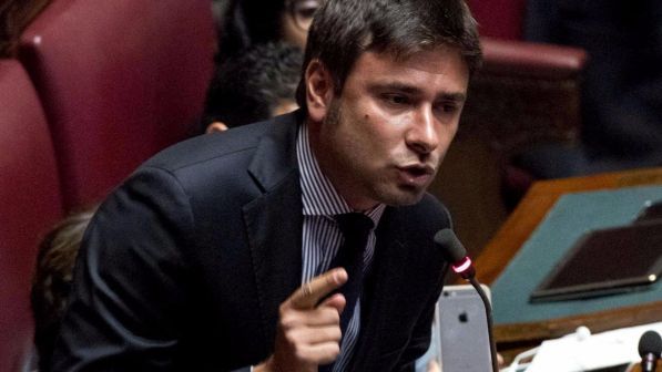 Di Battista: palazzinari ci fanno guerra per le Olimpiadi a Roma