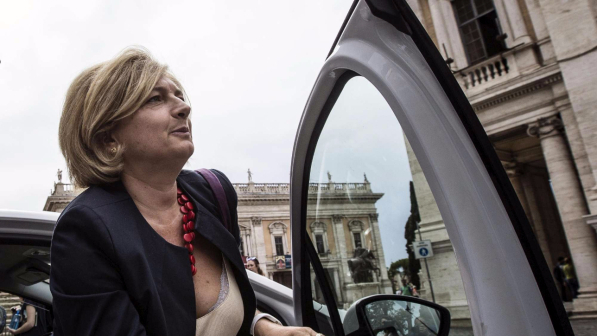 Roma, Paola Muraro: "Giunta compatta, M5s unito contro poteri forti"