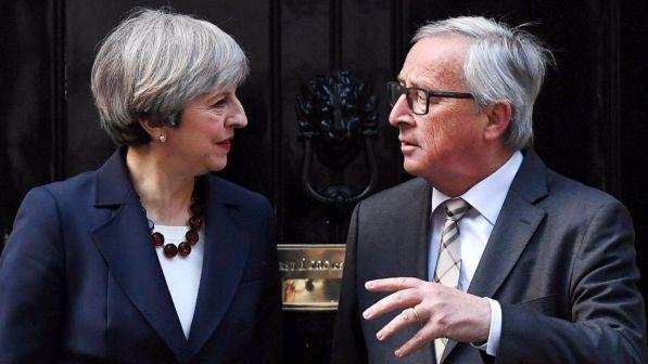 Brexit, Juncker: "A ottobre niente progressi a meno di miracoli"