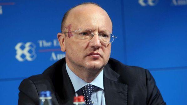 Confindustria boccia il salario minimo: "Tagliare il cuneo fiscale"