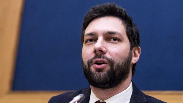 D'Uva (M5s): "Unico tavolo è con il Pd, non ce ne sono altri"