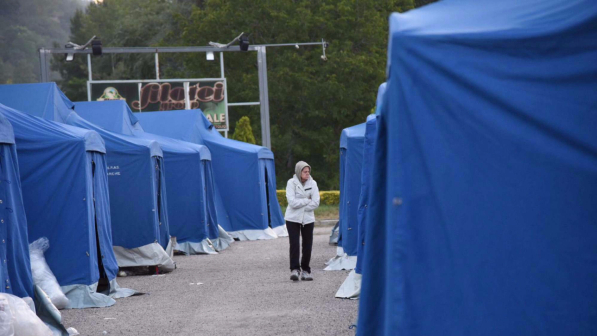 Sisma, Protezione civile: paura di stare in casa, aumentano sfollati