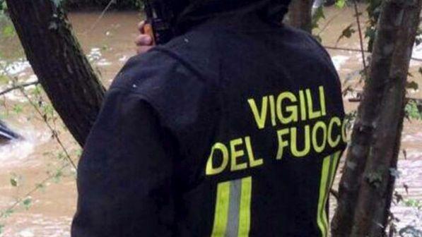 Incastrato tra le rocce, 17enne annega in un torrente nel Torinese