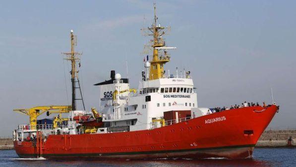 Aquarius, Parigi attacca l'Italia: "Unica in Ue a bloccare le cose"
