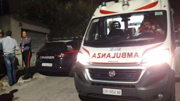 Pesaro, operaio strangola la moglie e poi si impicca in garage: aveva ancora le chiavi di casa