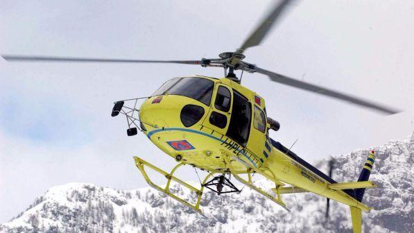 Valtellina, sciatore 48enne travolto da valanga: è gravissimo