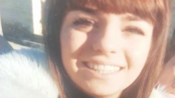 Macerata, il giorno dei funerali di Pamela: per lei una bara bianca