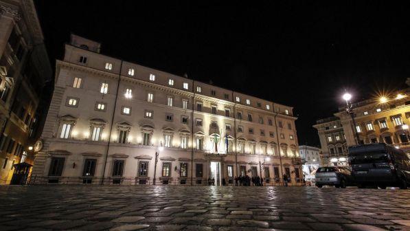 Manovra, Palazzo Chigi: "Taglio alle pensioni d'oro ci sarà"