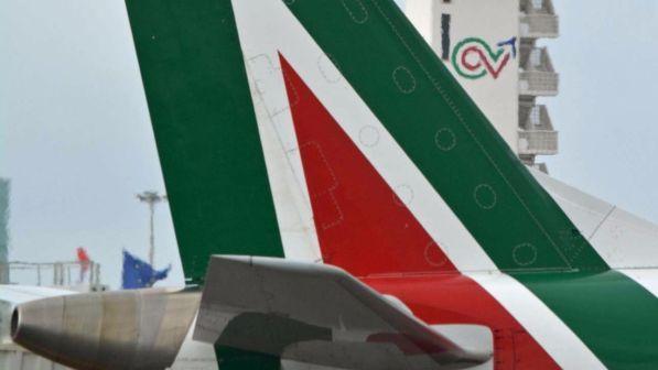 Alitalia, ok nuova Cigs di 6 mesi per 830 dipendenti