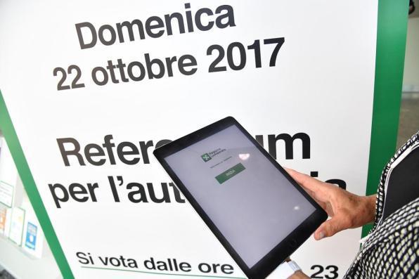 I tablet della Regione Lombardia sono nei magazzini delle scuole | I volontari del software libero: "E' un peccato"