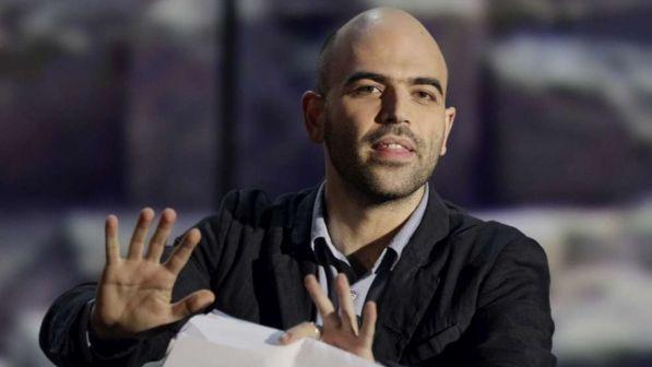 Diciotti, Saviano: "Salvini ci ripensa, ora il processo inizia a fargli paura"