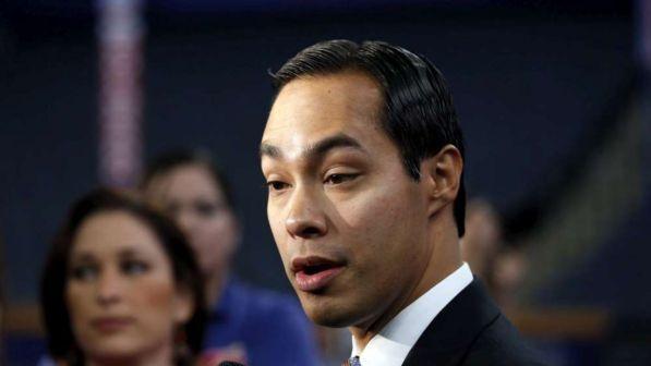 Usa, democratico Julian Castro si candida a Casa Bianca per il 2020
