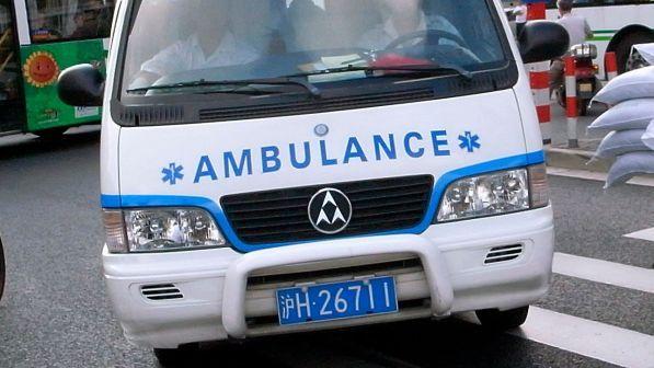 Cina, piomba con l'auto sulla folla: sei morti, ucciso l'assalitore