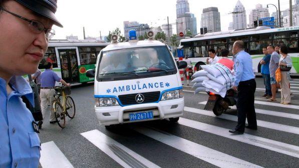 Cina, cavo ascensore si spezza e colpisce operai: 11 morti