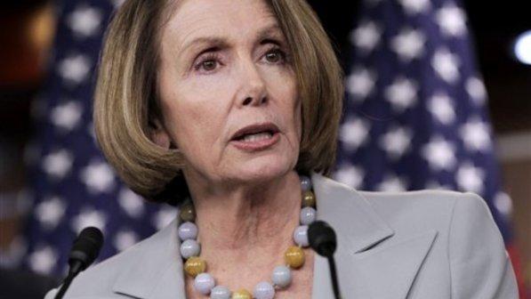 Pelosi: "Dimissioni Sessions per bloccare indagine Russiagate"
