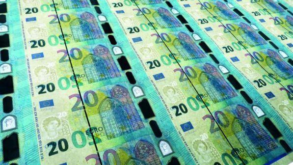 L'euro compie 20 anni: le speranze degli esordi, i dubbi della maturità