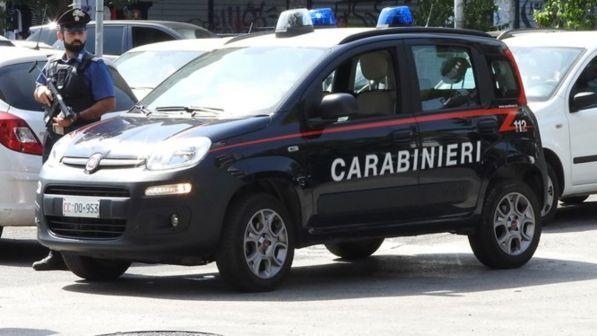 Latina, spari da un'auto in corsa contro due giovani nigeriani: ipotesi di reato a sfondo razziale