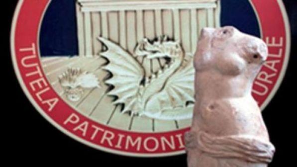I Carabinieri recuperano una statua di Afrodite del I secolo
