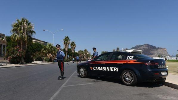 Rapina con spari nel Brindisino, carabinieri fermano 4 persone