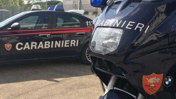 Potenza, investe e uccide il marito: 40enne arrestata dai carabinieri