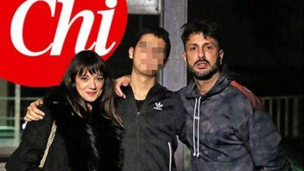 Asia Argento meets Carlos, the son of Corona: