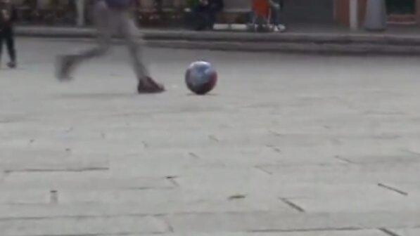 Ascoli Piceno, a Grottammare scatta il divieto di giocare a calcio in tre piazze