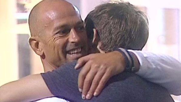 "Grande Fratello Vip", è il momento dei primi bilanci e tra Stefano e Gabriele scoppia la pace