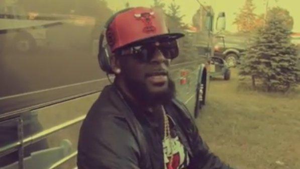 Per R. Kelly un altro scandalo: "Ha delle schiave sessuali in casa"
