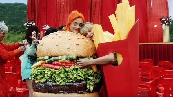 Katy Perry e la pace con Taylor Swift: "Le ho mandato un ramo di ulivo"