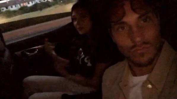"Grande Fratello", tra Martina e Daniele l'amore continua con shopping e... gestacci!