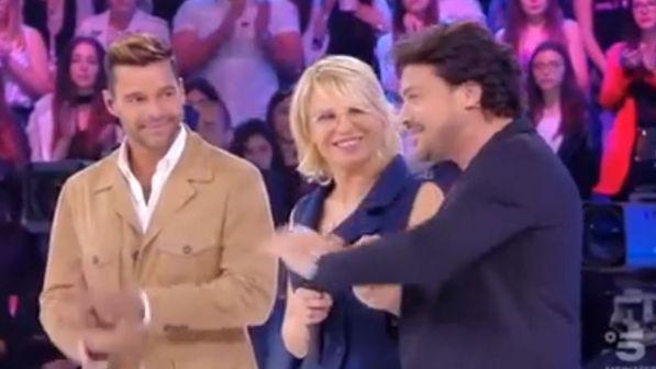 Amici 18: per l'eliminato si deve aspettare, Ricky Martin e Vittorio Grigolo salutano lo show