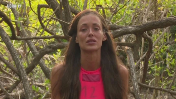 "Isola dei Famosi 2016", Gracia De Torres piange per il fidanzato: "Ho paura che mi abbia mollato"