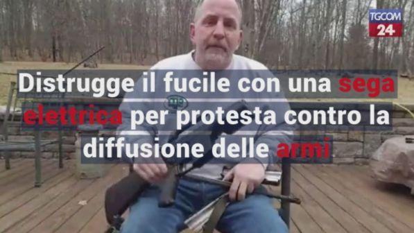 Usa, sempre più persone distruggono le proprie armi da fuoco