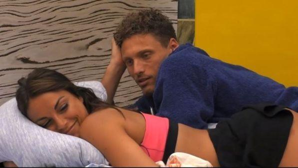 "Grande Fratello 16", Francesca svela: "Gennaro mi ha baciata"