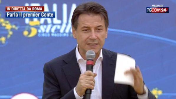 Manovra, Conte: "Se arriva bocciatura Ue, valuteremo insieme"