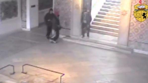 Tunisia, 7 ergastoli per le stragi al museo Bardo e a Sousse