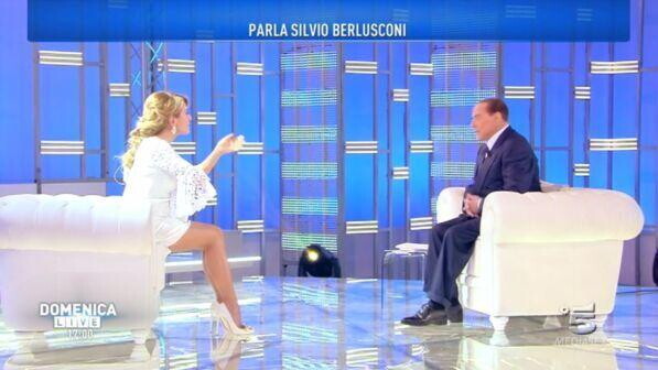 Berlusconi: indagini su vendita del Milan? Falso, attacco elettorale
