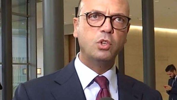 Addio voucher, Alfano: "Risparmiati 300 milioni per il referendum"