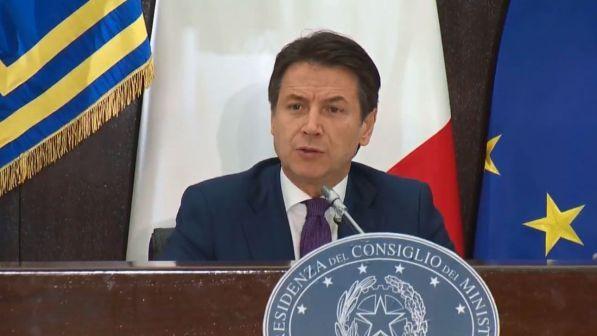Pensioni, Conte: "C'è l'impegno per una Quota 100 triennale"