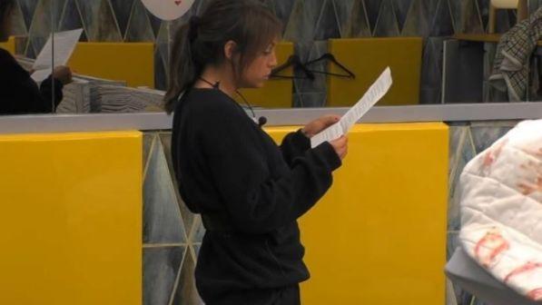 "Grande Fratello 16", Francesca scrive una lettera all'ex Giorgio