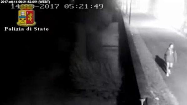 Firenze, ragazza trovata in fin di vita in un parco a ottobre: arrestato un 21enne
