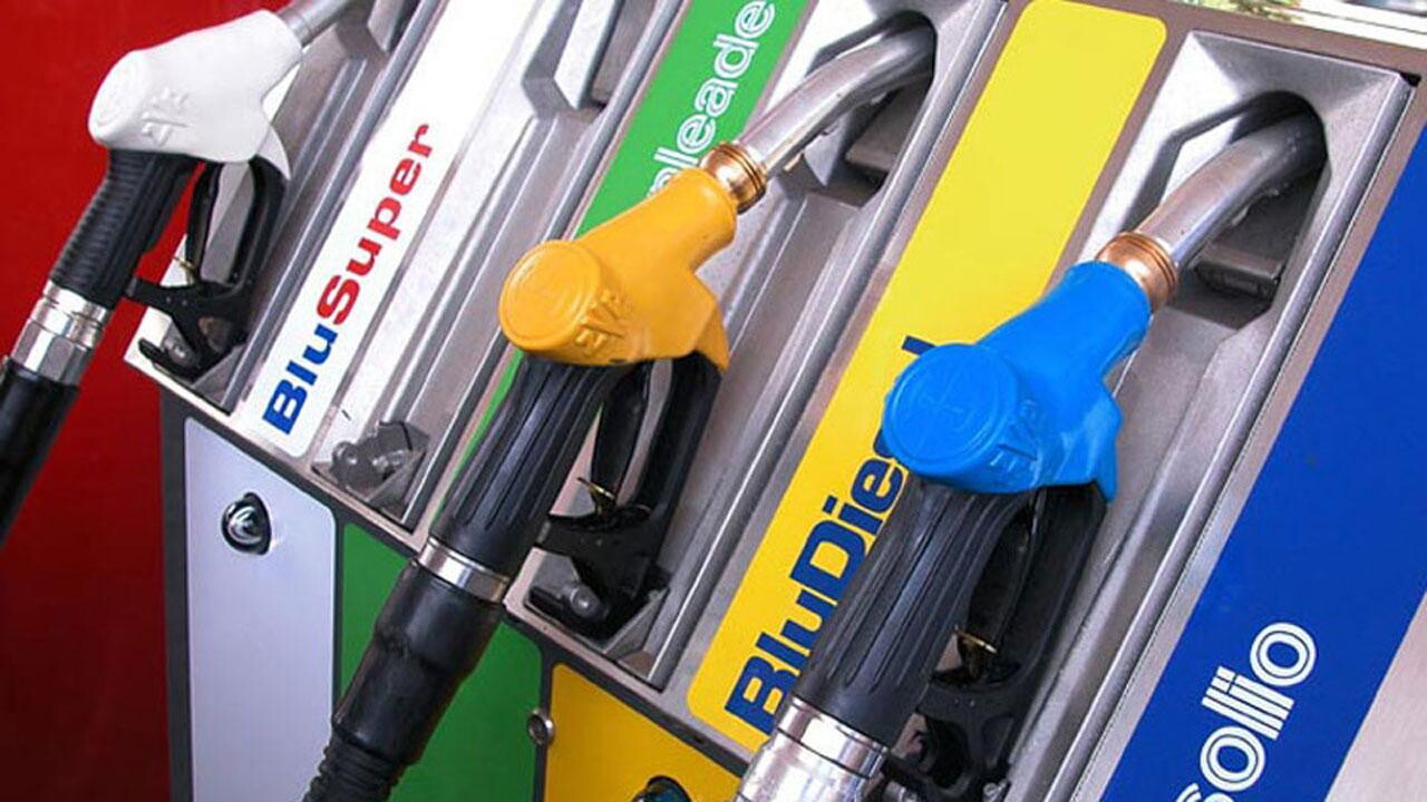 In Italia la benzina è l’11,2% più cara della media Ue