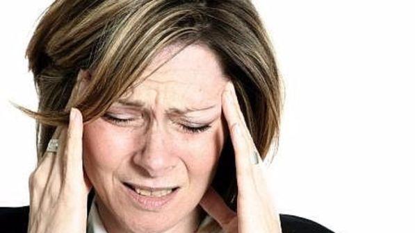 Emicrania, per "spegnerla" basta un cerotto elettronico sul braccio
