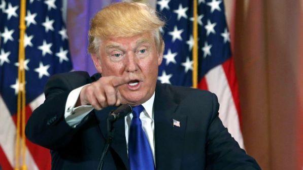Trump pensa di sfrattare i giornalisti dalla Casa Bianca